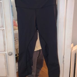 Cropped lulu leggings